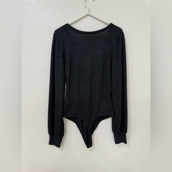 Abercrombie & Fitch Knit Long Sleeve Cross Front Bodysuit NWT Medium - Picture 5 of 8
